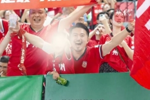 网页版登录入口-常州球迷带白血病儿子看苏超，市长周伟在线暖心留言