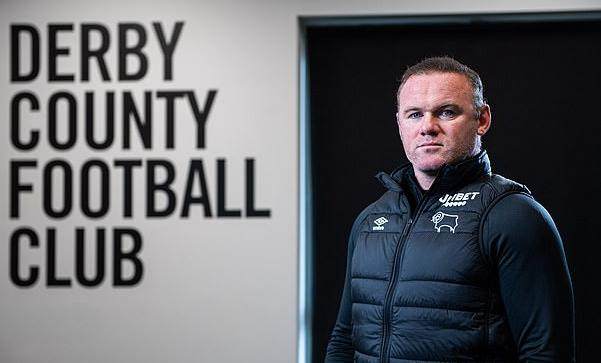 网页版登录入口-鲁尼：踢球时拒绝过中超 从教已做好回英超准备